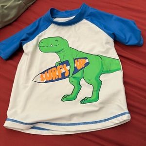 Short sleeve rash guard